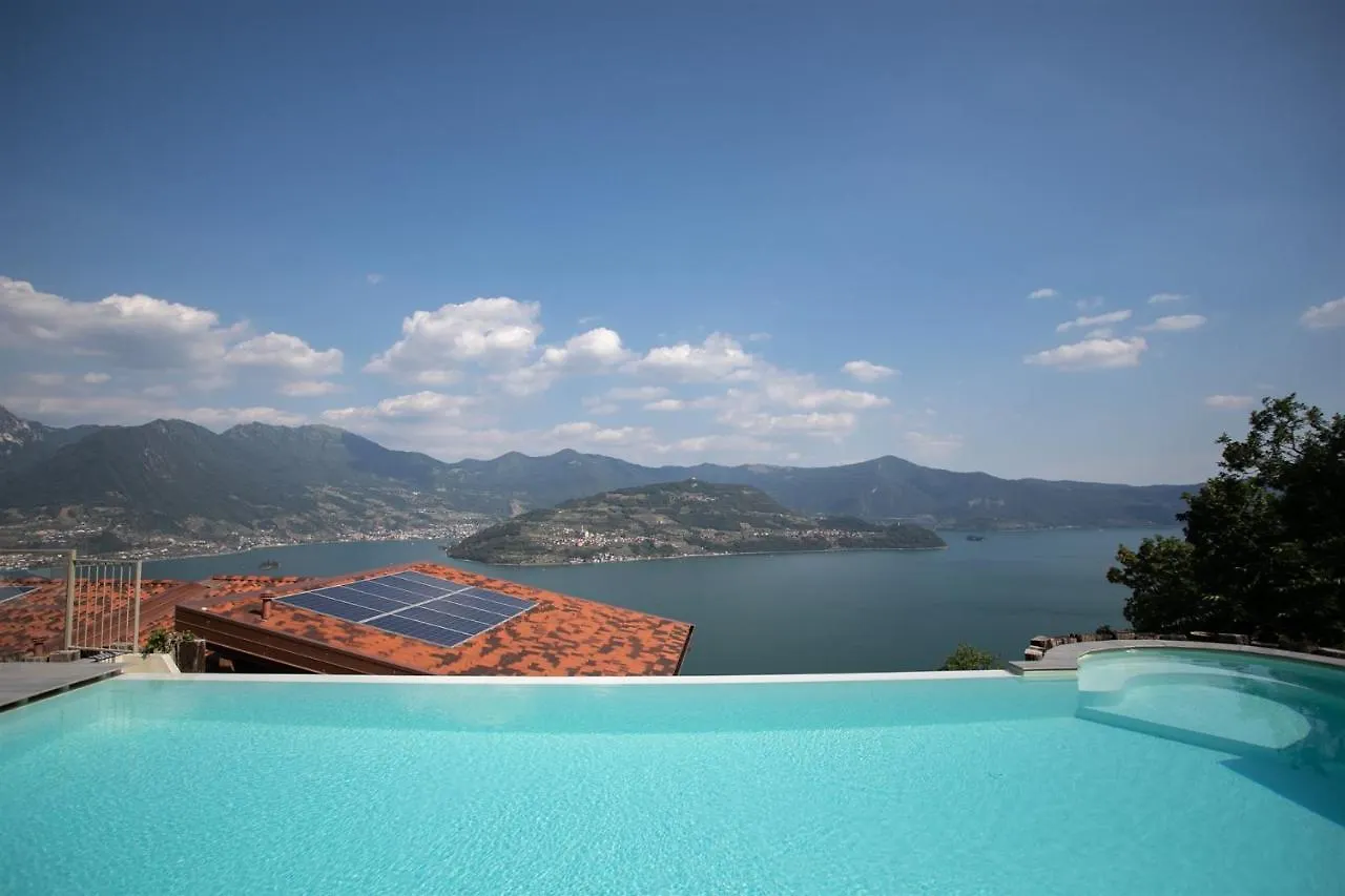 Iseolakerental - Appartamento Celeste Parzanica 0*,  Italy